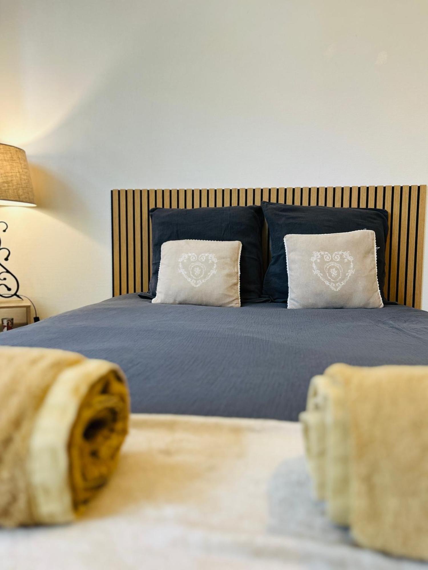 Le 2 - Grand Studio Caen Centre Port De Plaisance Экстерьер фото